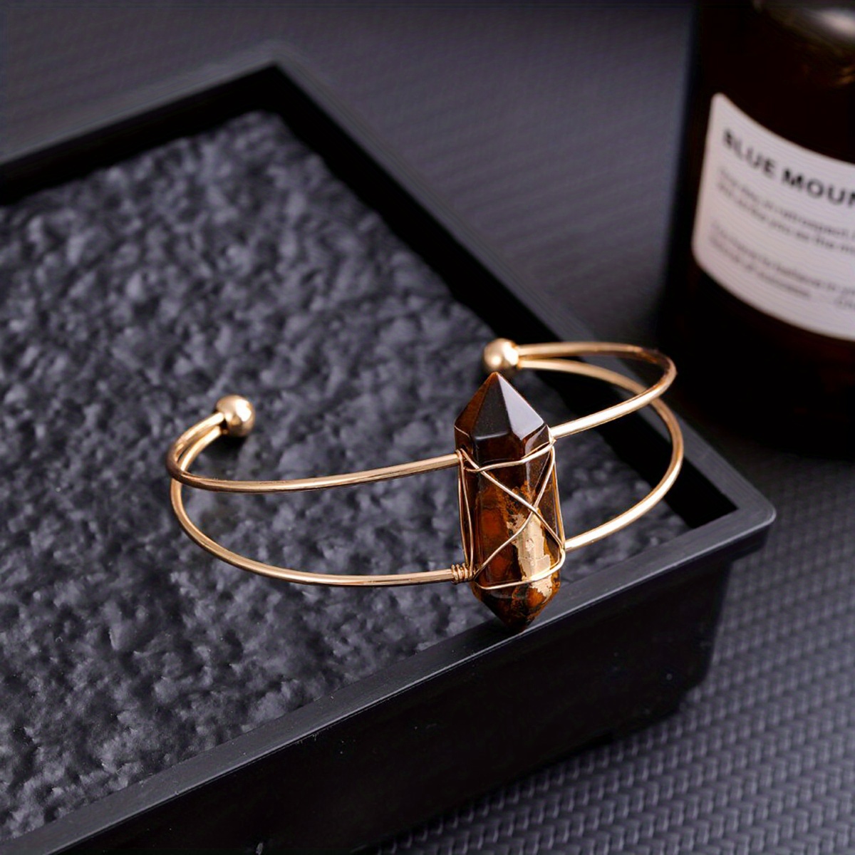 سوار من الأحجار الكريمة الكريس - مراجعة Coordinates Bracelet وسعره