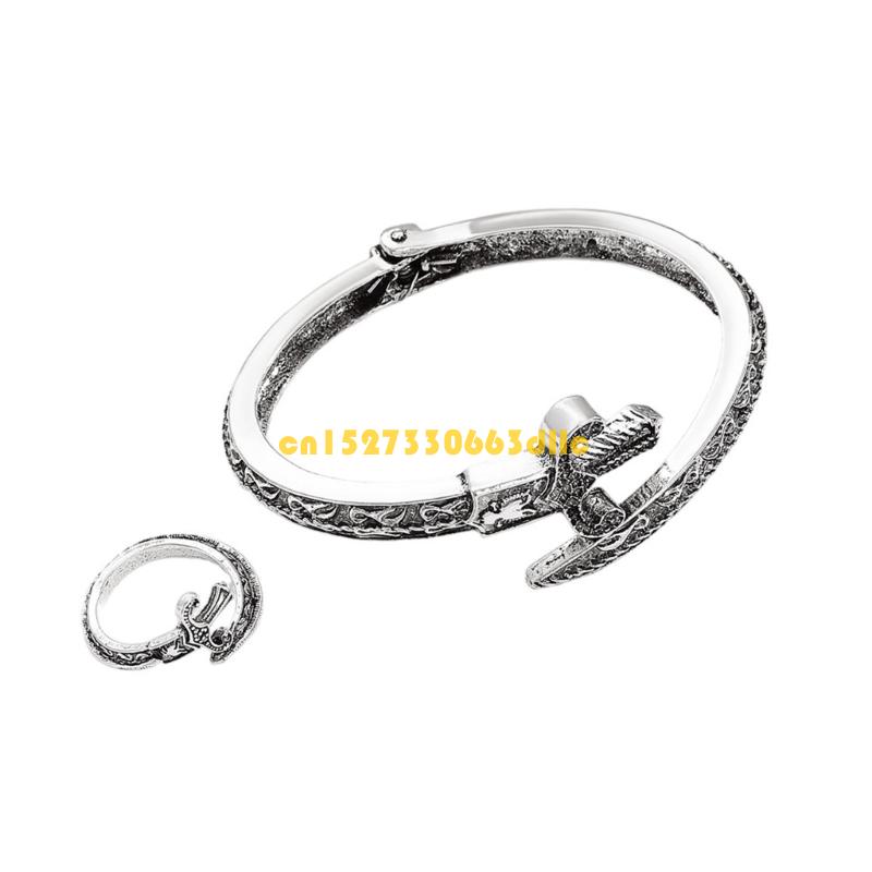 سوار رائع مستوحى من الأفعى قاب - مراجعة Coordinates Bracelet وسعره